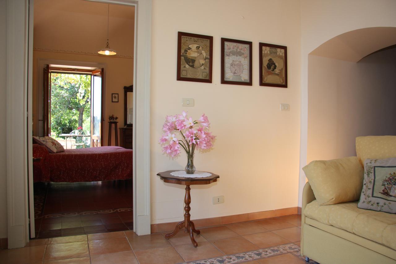 Agriturismo San Leonardello ภายนอก รูปภาพ