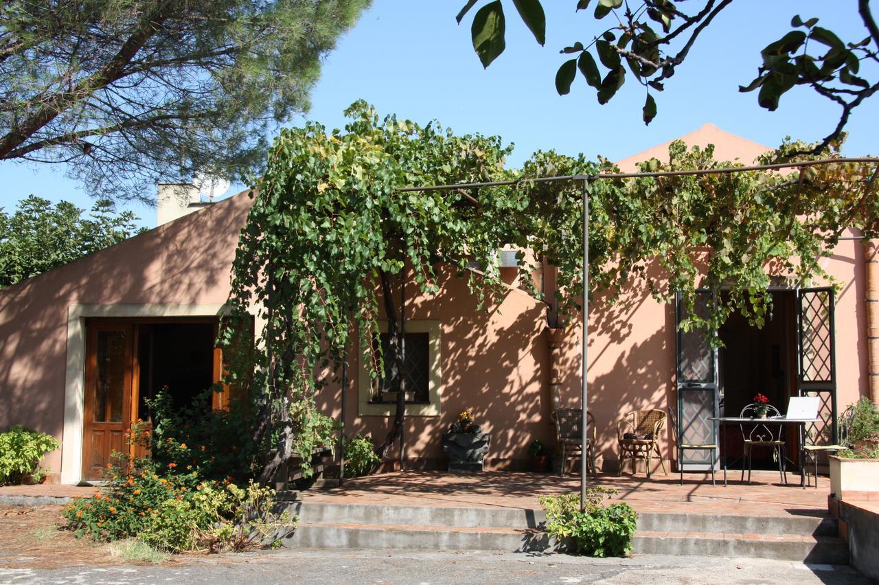Agriturismo San Leonardello ภายนอก รูปภาพ