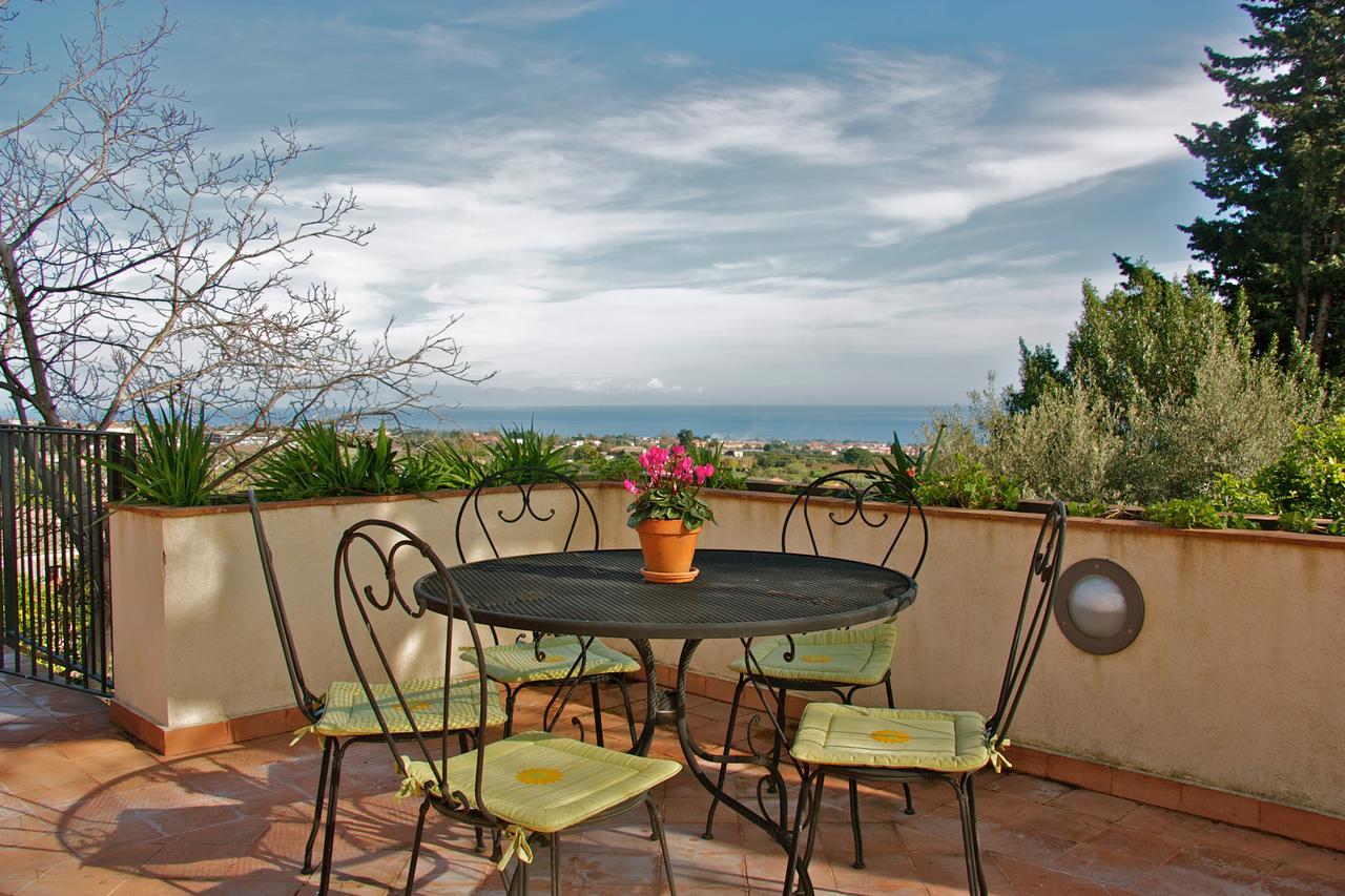 Agriturismo San Leonardello ภายนอก รูปภาพ