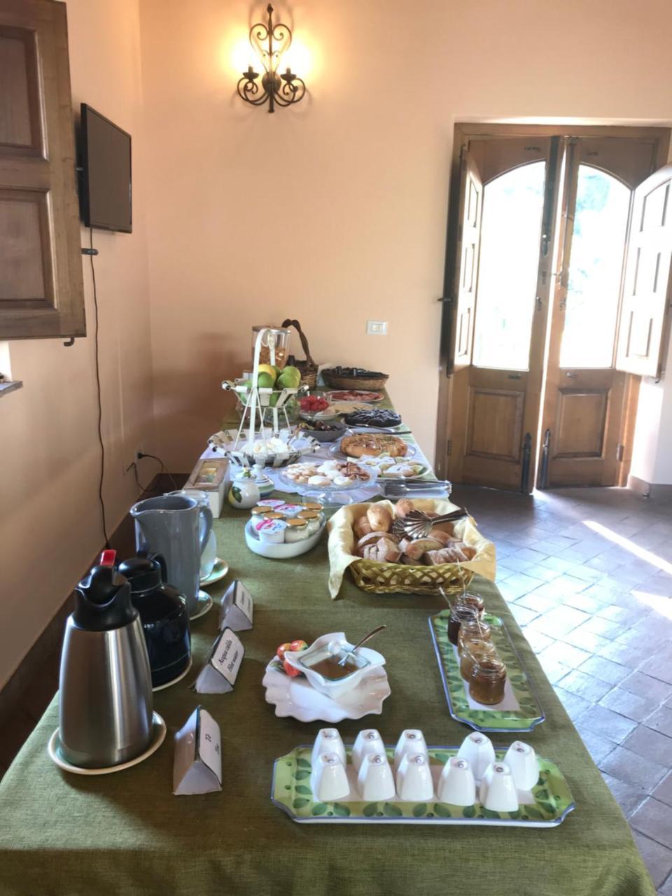 Agriturismo San Leonardello ภายนอก รูปภาพ